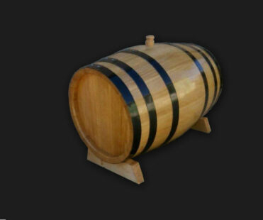 a wooden barrel of 100 liters