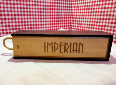 Wooden wine box Imperian