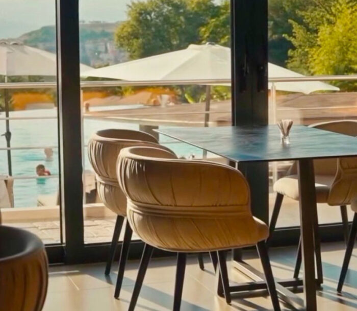  Hotelska stolica PARIS