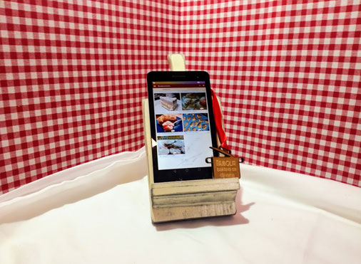 Stalak za tablet u kuhinji - Slika 7