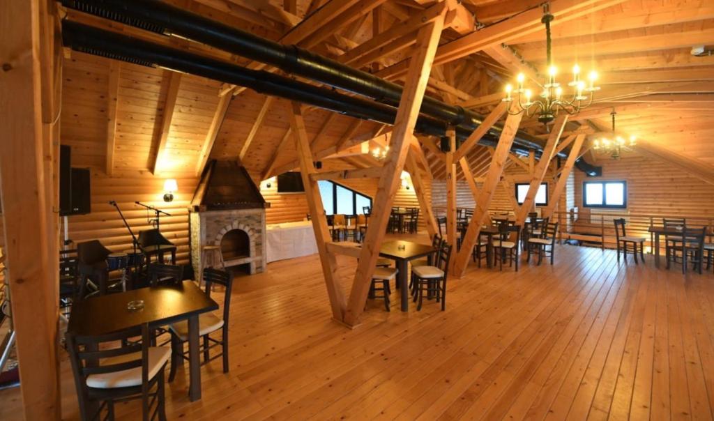 Stolice za restorane Taverna - Slika 13
